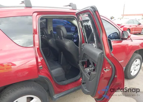 2016 Jeep Compass Latitude из США, поврежденный, VIN 1C4NJCEA8GD742400